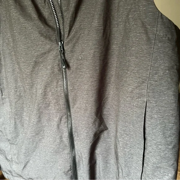 32 Degrees vest - Picture 6 of 9